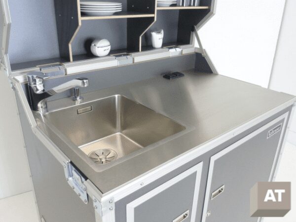 Verrijdbare keuken met apparatuur | Compact Case 500 Premium Kitchen at Work